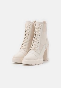 ALDO Stivaletti con tacco - white