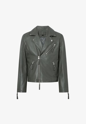 Chaqueta de moto de cuero verde con cuello, cremalleras diagonales y dos bolsillos frontales. Presenta un acabado texturizado y detalles en hardware plateado.