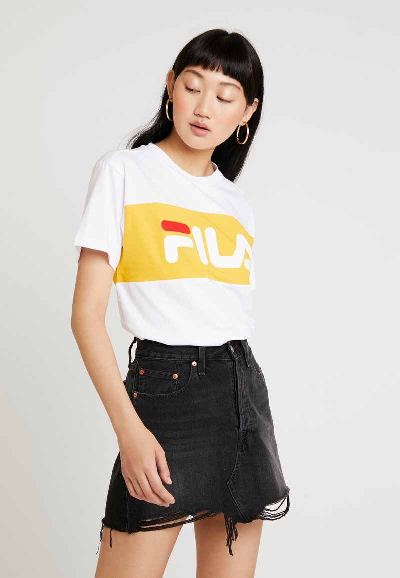 Fila ALLISON - T-shirt imprimé - bright white/citrus
