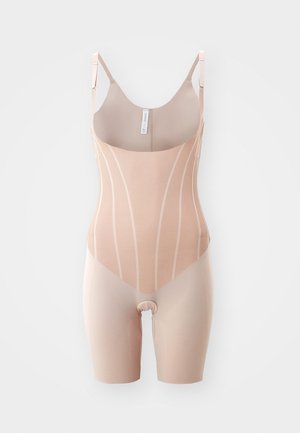 Nude muotoileva bodysuit säädettävillä olkaimilla, sileä pinta ja pystysaumadetailoinnit, joissa on integroitu aukko pohjassa.