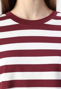 Selected Femme SLFESSENTIAL BOXY TEE  - Pitkähihainen paita - zinfandel