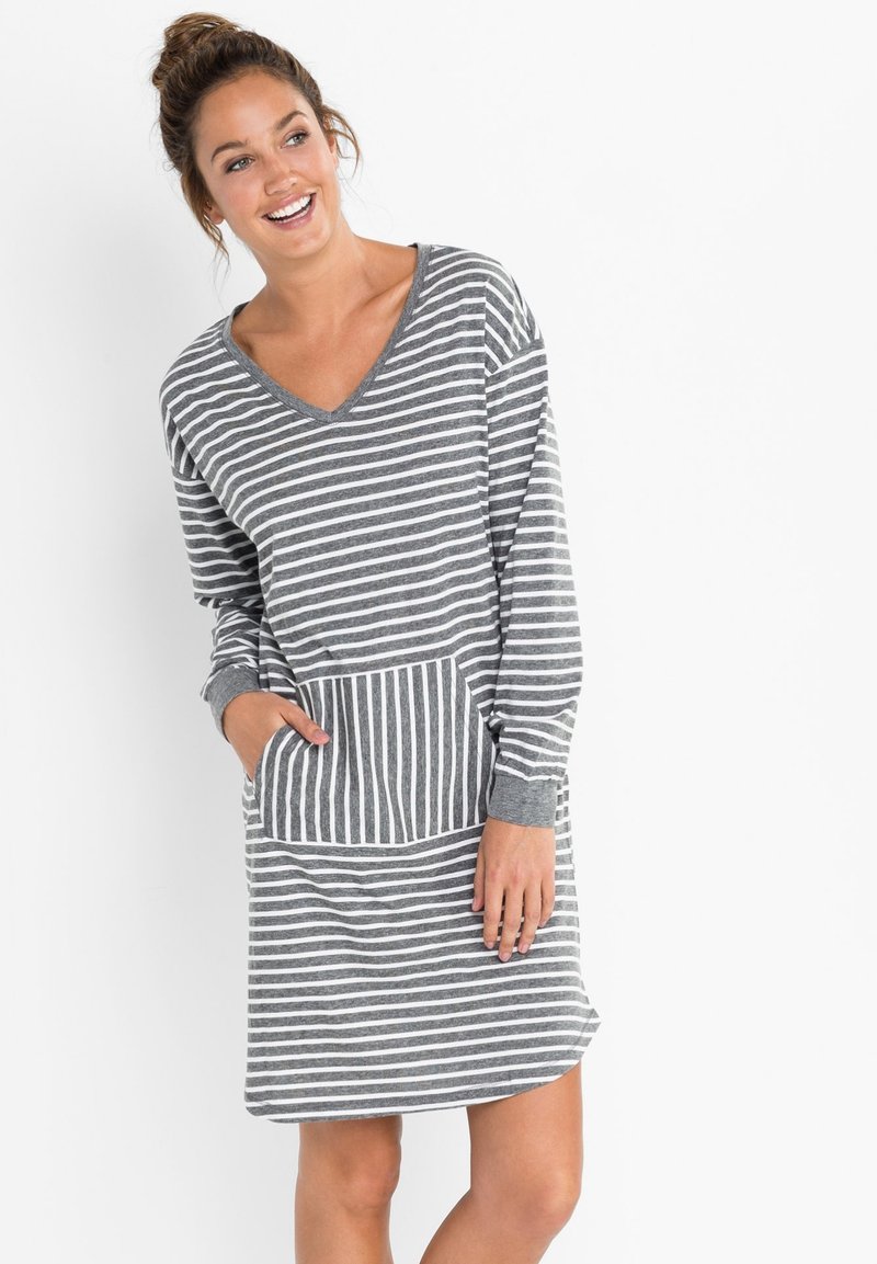 bonprix MODERNES HAUS MIT PRAKTISCHER KÄNGURU-TASCHE - Camicia da notte - grau
