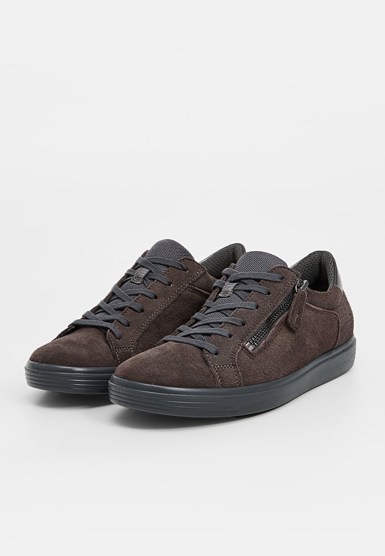 Sneaker low