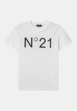 Hvid bomulds-T-shirt med et stort sort tryk "N°21" på forsiden. Korte ærmer, rund hals og blød tekstur.