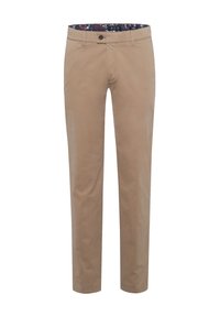 Chinos in cotone beige con design a gamba dritta, dotati di chiusura a bottone e cintura interna con motivo. Texture liscia, dettagli minimi.