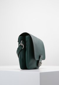 Esprit Taška s příčným popruhem - dark green