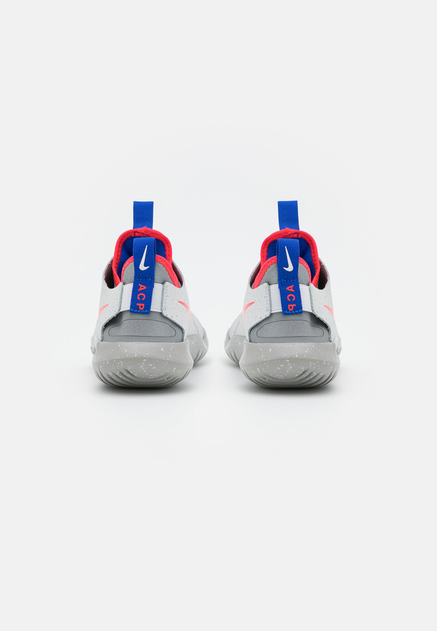 Nike Performance FLEX RUNNER SE UNISEX - Zapatillas de running neutras -  particle grey/bright crimson/light smoke grey/gris - Zalando.es