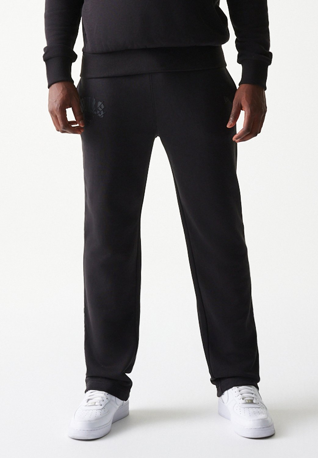 chicago bulls tracksuit bottoms
