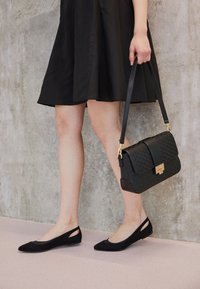 Ballet pumps - black