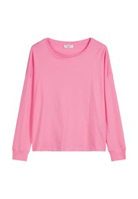 Langärmliges rosa Rundhals-Shirt mit überschnittenen Schultern, schlichtem Design und gerippten Bündchen, auf weißem Hintergrund dargestellt.