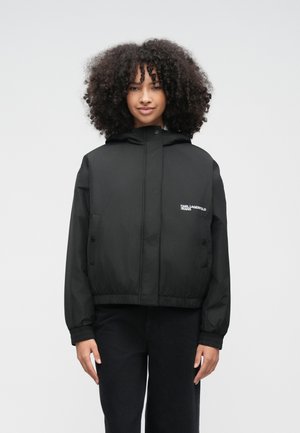 LIGHT PADDED HOODED JACKET - Ľahká bunda - black