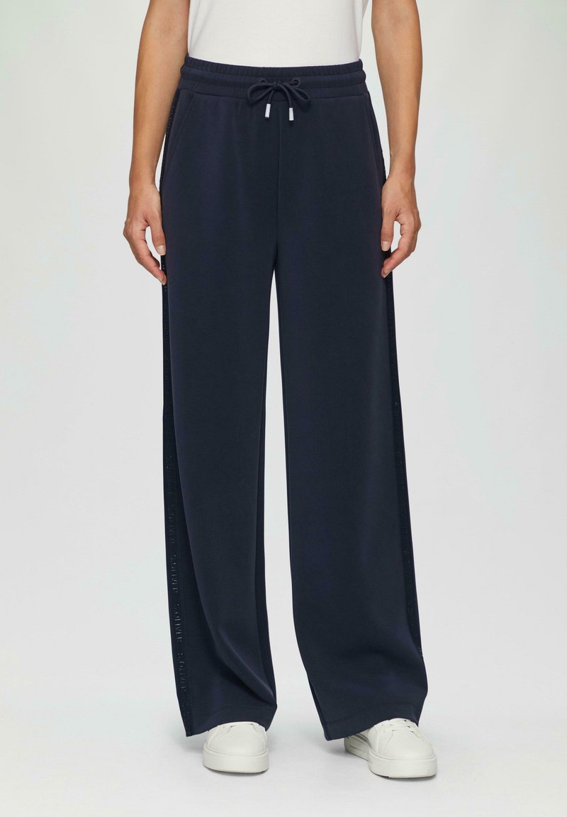 s.Oliver Tracksuit bottoms - navy