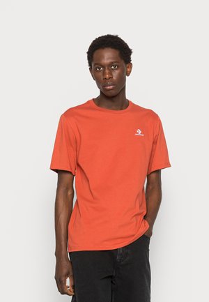 STAR CHEVRON TEE - T-shirt basic - fire opal