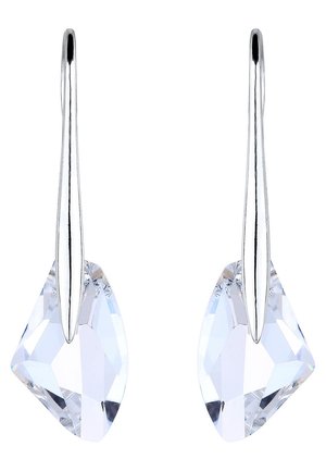 Sølvfarvede øreringe med forlængede, slanke kroge. Har klare, facetterede krystalstænk i en diamantform, som reflekterer lyset.