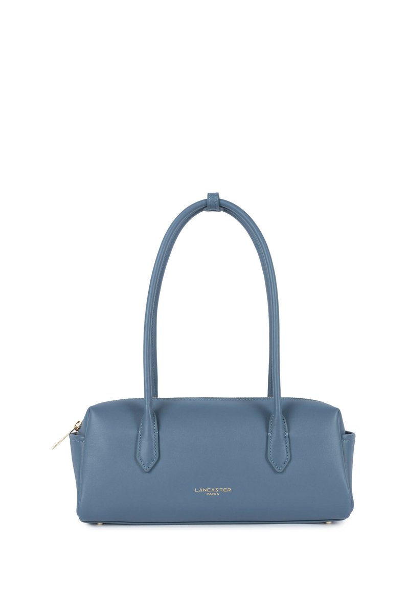 Blaue Lederhandtasche mit rechteckiger Form, doppelten Griffen und goldenem Logo. Glatte Textur und Reißverschluss oben.