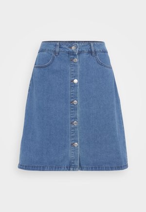 Denim A-linje nederdel i lys blå, med knaplukning foran, to lommer og rå kant. Klassisk fem-lomme design.