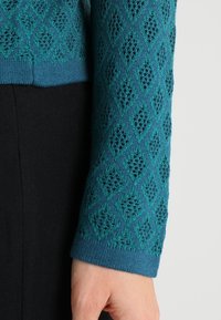 Anna Field Strickjacke - green