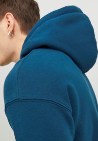 Jack & Jones JJESTAR BASIC HOOD - Felpa con cappuccio - sailor blue