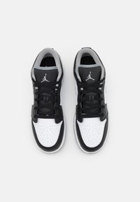 Jordan AIR JORDAN 1 LOW UNISEX - Baskets basses - black/particle grey/white