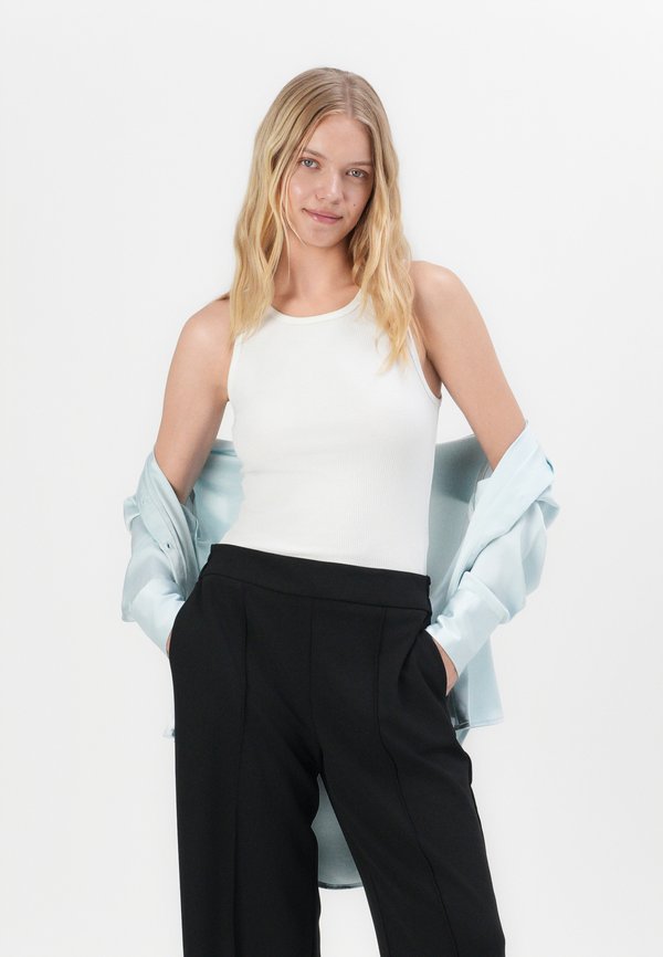 ONLRENAL  - Trousers3