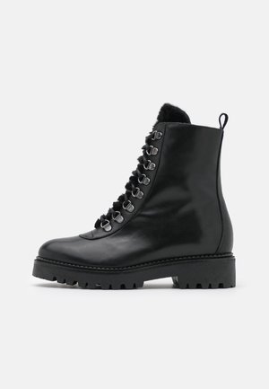 Bottines à lacets - black