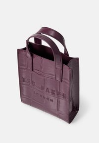 Ted Baker GATOCON EFFECT MINI ICON BAG - Rankinė - maroon