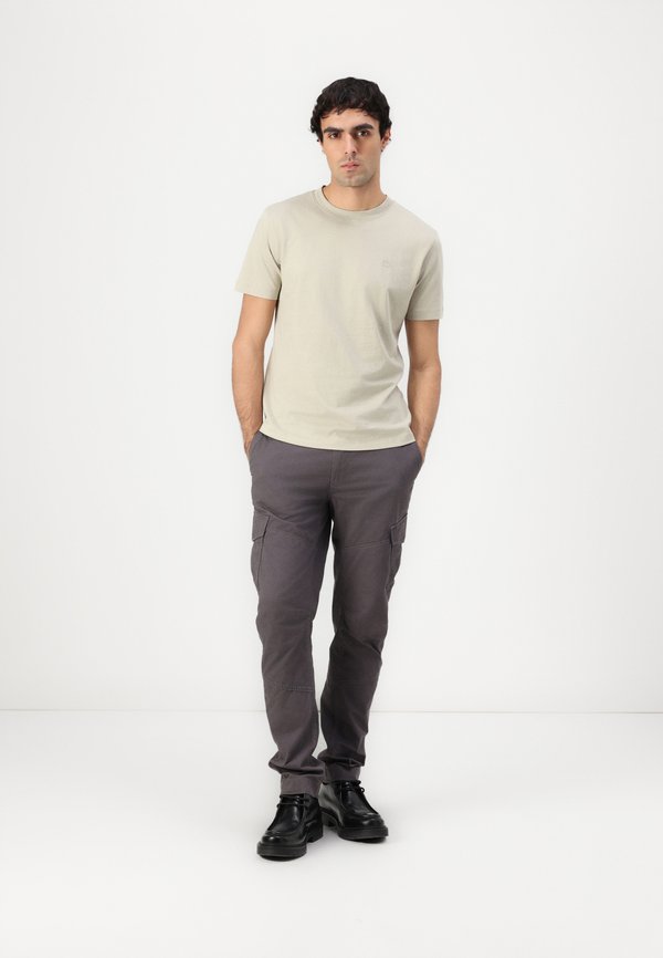 ROUNDED HEM - Basic T-shirt - beige abbey stone4