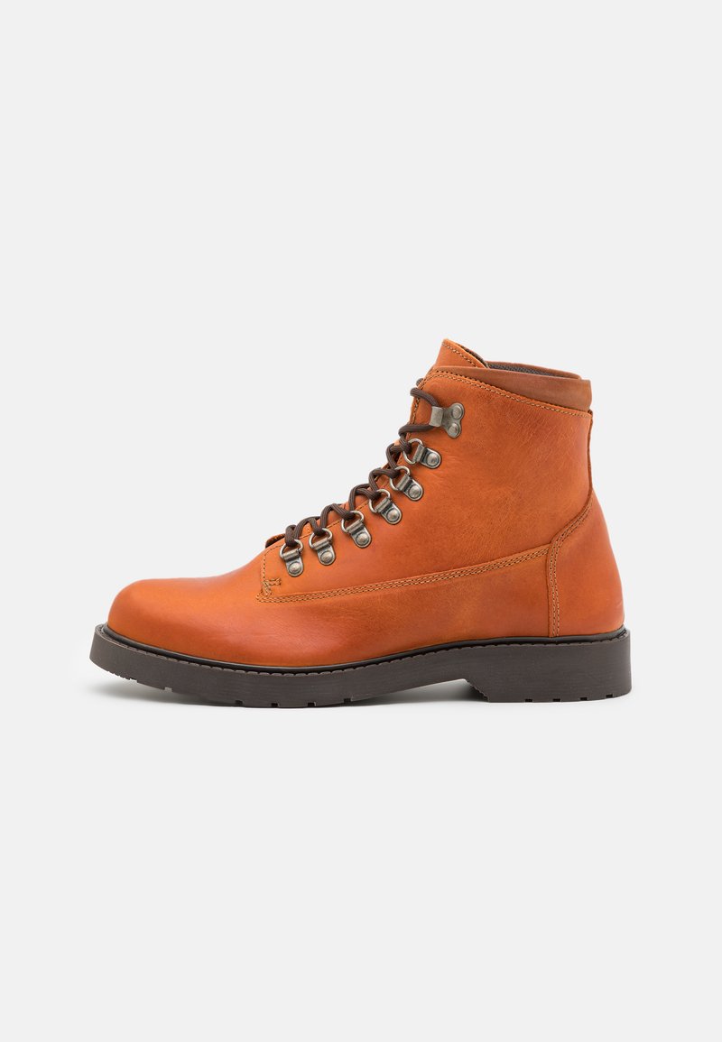 Selected Homme SLHMADS BOOT Laceup ankle boots cognac Zalando.co.uk