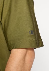 Champion C-TECH khaki