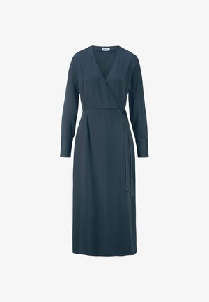 Yksivärinen tummansininen mekko, pitkät hihat, V-pääntie, vyötäröllä solmittava yksityiskohta, valuva siluetti, sileä pinta, polven mittainen malli.