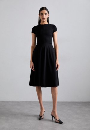 DRESS - Jerseykleid - black