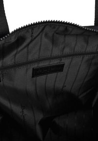 Pepe Jeans GAVIN - Handtas - black
