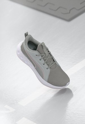Puma SOFTRIDE CARSON UNISEX - Road running shoes - cool light gray/rose mauve/silver