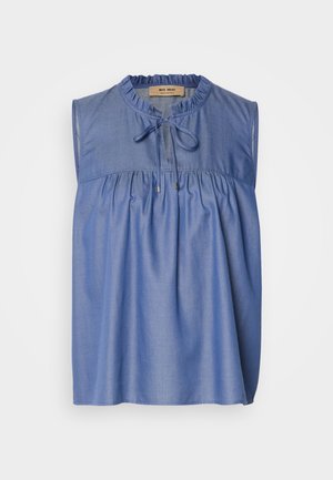 Blå ärmlös blus gjord av lättviktsmaterial, med en rynkad midja, rynkad halsringning och en knytning framtill.