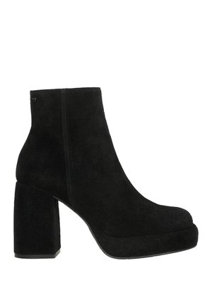 Platform ankle boots - black