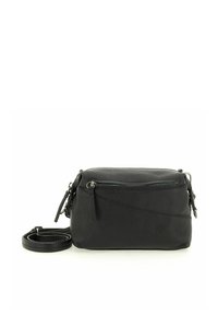 Bolso bandolera de cuero negro con superficie texturizada, compartimentos con cremallera y una correa ajustable. Forma rectangular compacta.