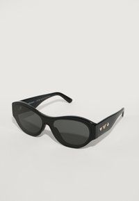 Atlasīts, shiny black/dark grey
