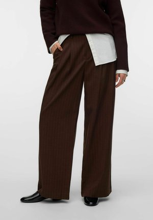 Vero Moda, TAILORED TROUSERS VMSOFINA TAILORED TROUSERS - Pantalon classique - dark brown