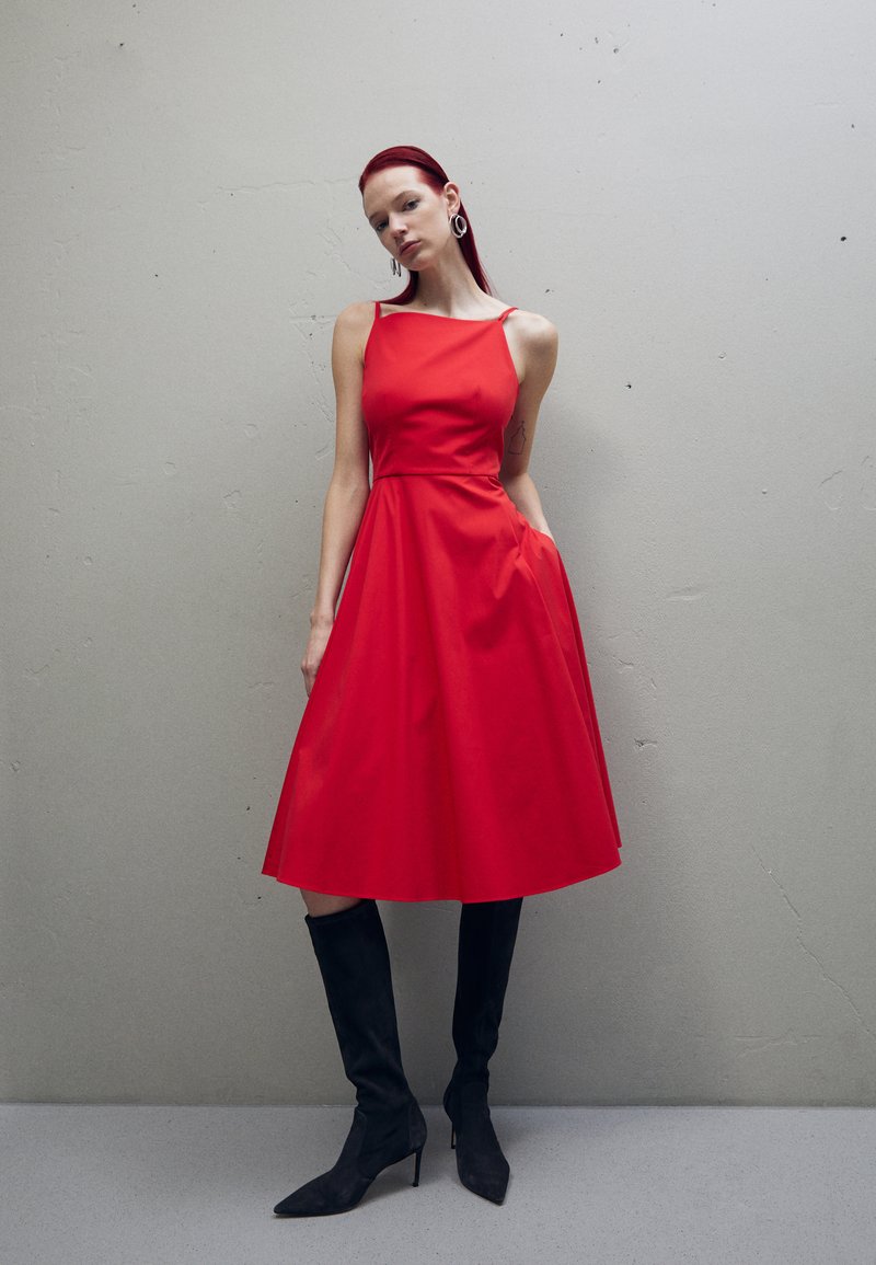 Theory LUXE Cocktail dress / Party dress grenadine/orange Zalando