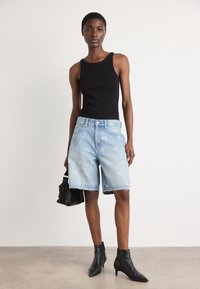 Calvin Klein Jeans Jeansshort - distressed indigo