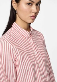 Pieces PCMIRINE - Overhemdblouse - cloud dancer
