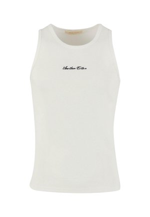 Fehér bordázott ujjatlan felső kerek nyakkivágással, elöl fekete, dőlt betűs "Another Citizen" felirattal. Sima textúra, testhez álló fazon.