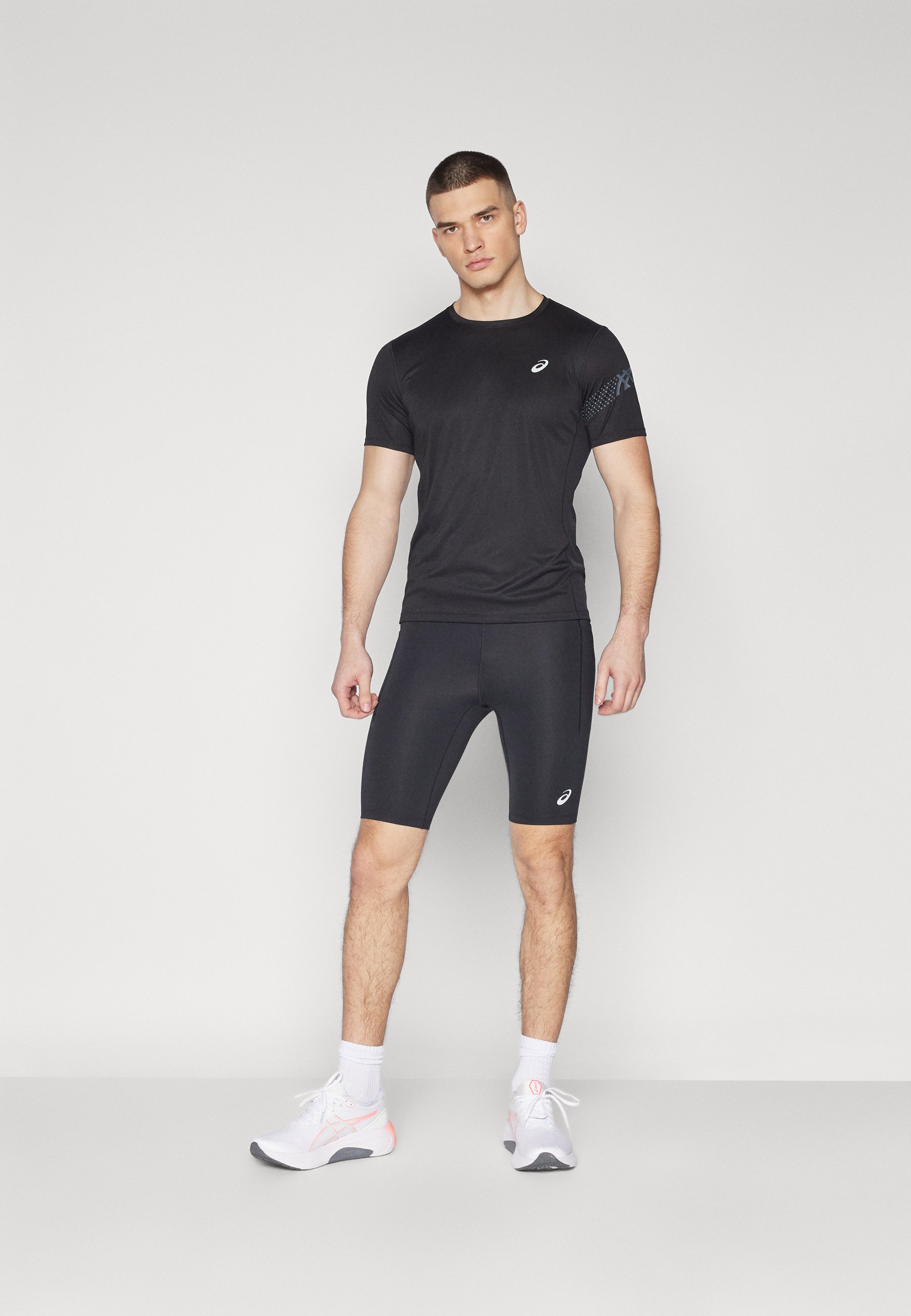 ウェア SINOON SPORTY TRACK HALF SLEEVE SHIRTS MUSINSA | SINOON SPORTY TRACK HALF SLEEVE SHIRTS (BLUE)