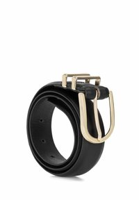 Czarny skórzany pasek o fakturowanym wykończeniu, z podwójnym zapięciem w złotym kolorze i wieloma otworami do regulacji.