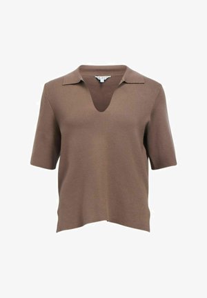 Top de punto marrón de manga corta con cuello en V y un ajuste holgado.