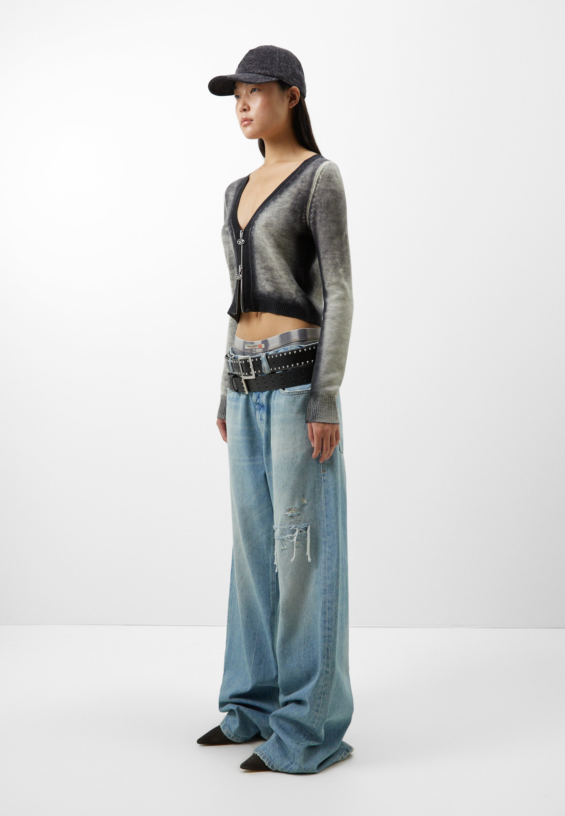 DIESEL D-SIRE 7F6 23インチ 1996 D-Sire Woman: Relaxed Black/Dark grey Baggy Jeans | Diesel