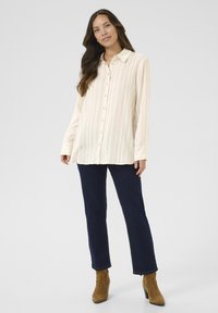 Cream VENEA JOA - Button-down blouse - birch stripe