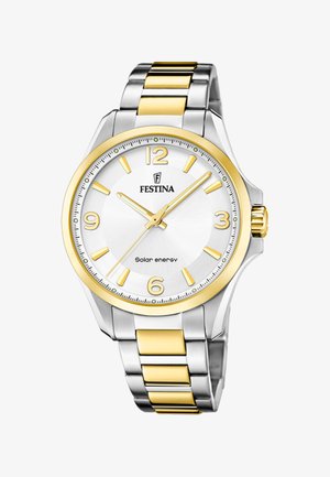 Festina Solar-Uhr mit einem Gehäuse und Armband aus silbernem Edelstahl, goldenen Akzenten, weißem Zifferblatt und markanten Stundenmarkierungen für gute Sichtbarkeit.