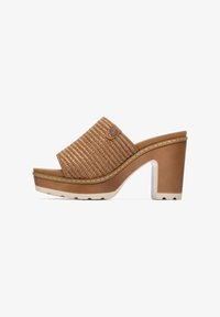 No seleccionado, camel