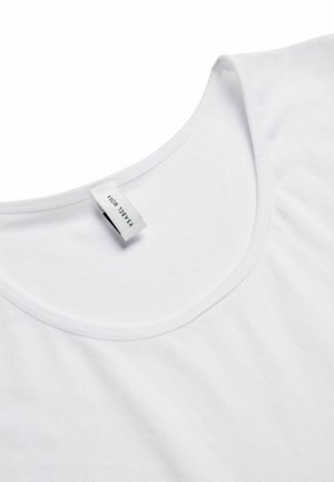 Ysabel Mora, Camiseta interior - white